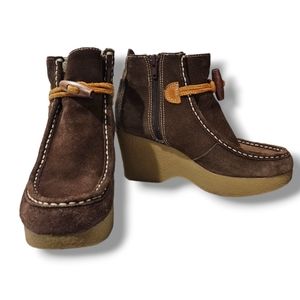 Vintage Tommy Hilfiger Women's Brown Suede Boots Cozy Wedge Boots Size 6.5